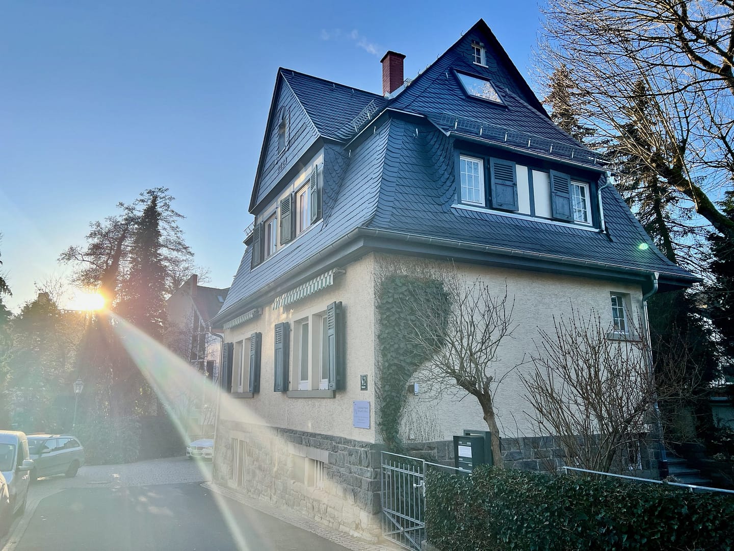 Außenansicht Praxis neu